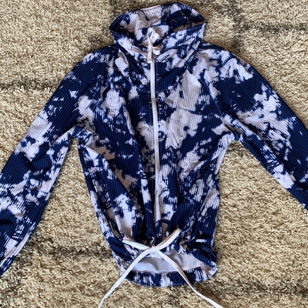Women's size Medium Tie-Dye thin jacket full zip Adjustable strings